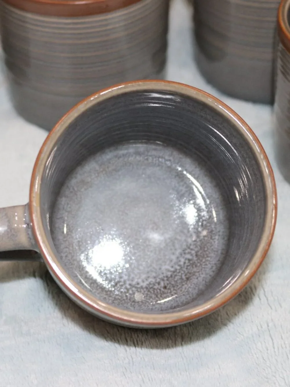 Food Network set of 5 coffee mugs. Gray and brown.
